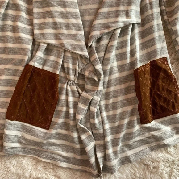 Dry Goods Cardigan Gray and White Strips front open, lightweight, pockets XS - Picture 3 of 6